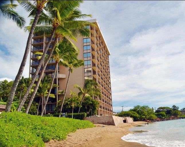 Thumbnail: Hawaii Vacation and Premiere Golf Package – Maui, Hawaii
