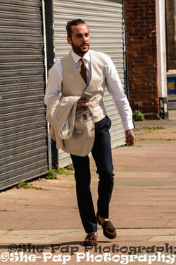 Pete Wicks  (9)