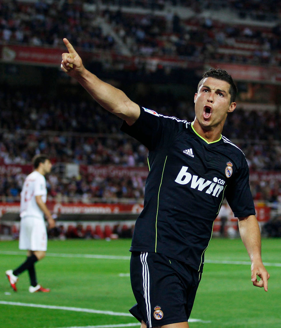 2011-05-07T220518Z_452100815_GM1E7580H3N01_RTRMADP_3_SOCCER-SPAIN.jpg