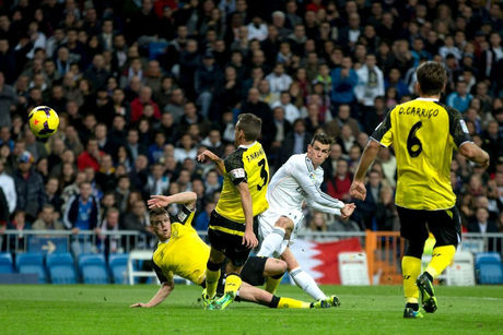 Goles y fútbol en los Real Madrid - Sevilla