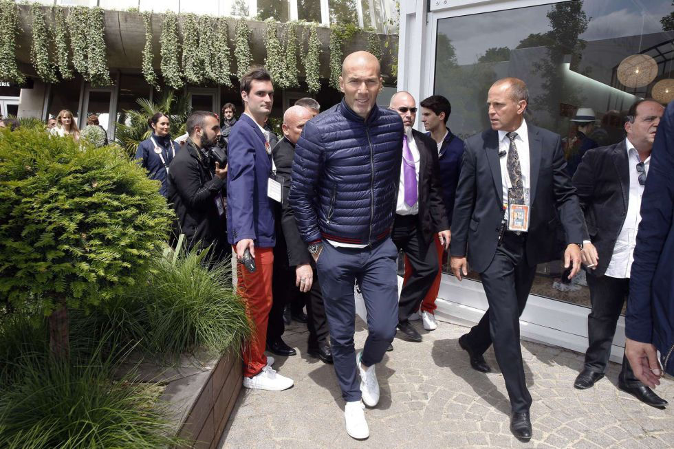 Zidane: "Voy a seguir un año más en el Castilla" (Agencias)