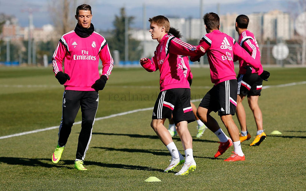 Primera sesión de la semana para preparar el choque ante Villarreal
