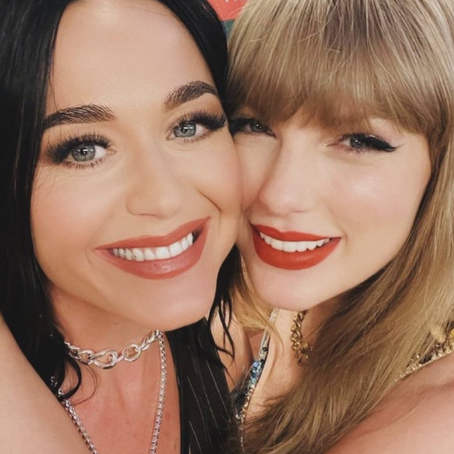 Inimigas? Katy Perry e Taylor Swfit juntas, entenda