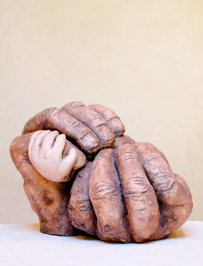 Michelle Grégy. Sculptrice et céramiste. Atelier de L’Ardouais à Pléchâtel 35470. Cours et stages de poterie.
