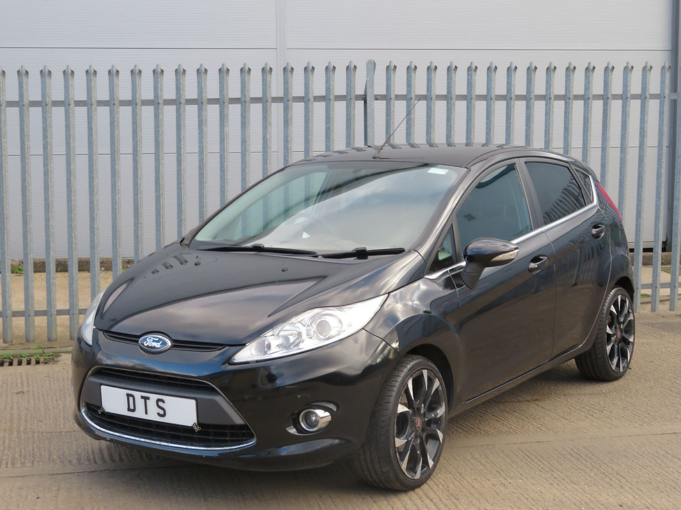 Thumbnail: 2010 Ford Fiesta 1.4 Zetec, 56,000 miles, full service history, Burgundy trim