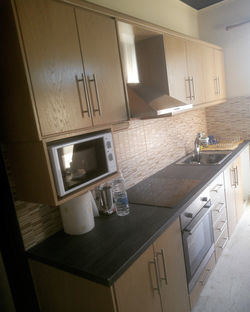 Ντουλάπια κουζίνας δρυς