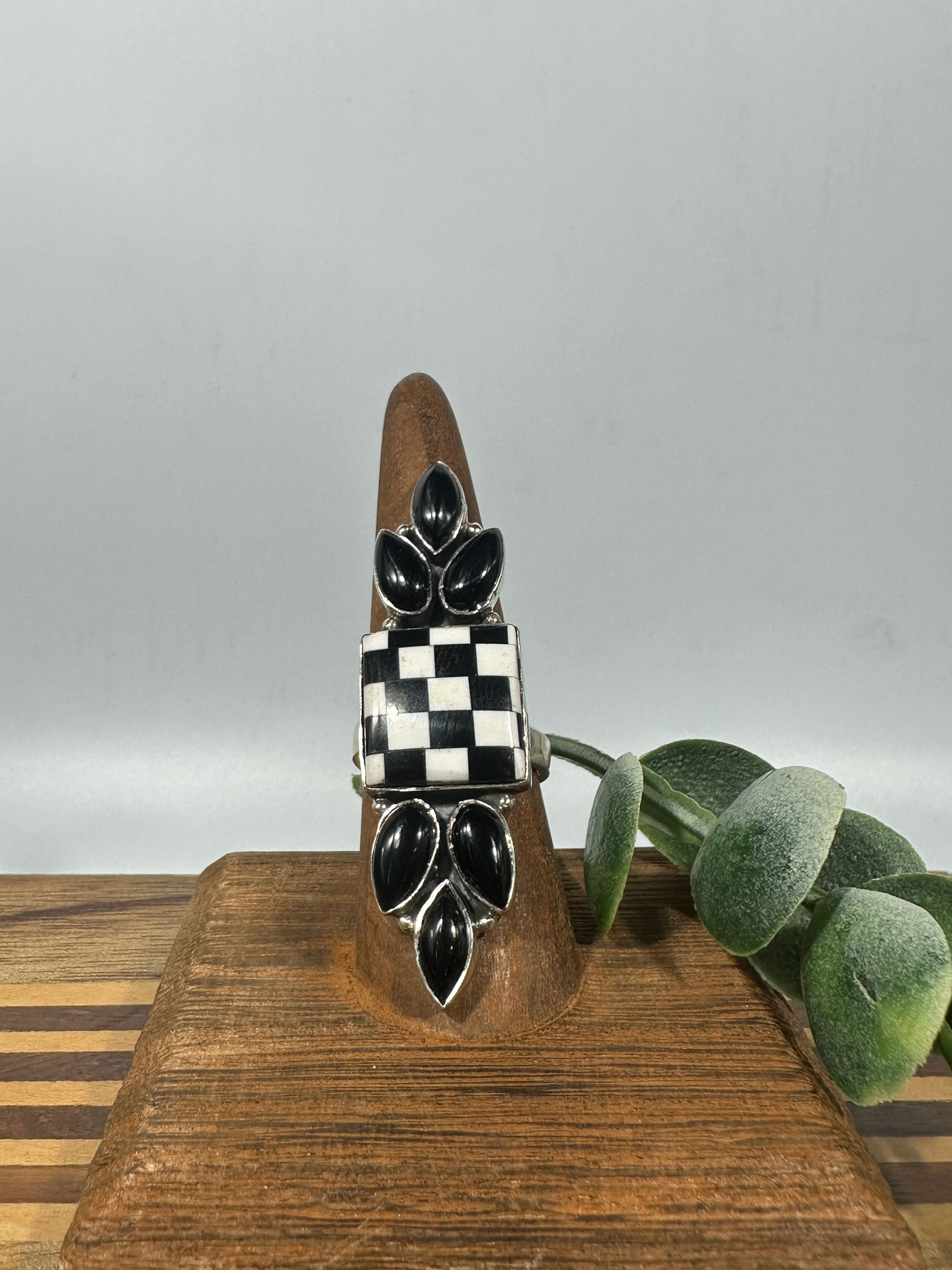 “Checkers” Black and White Ring Size 8