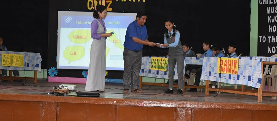 ཁང་ཚན་བཞིའི་དབར་གྱི་ཨང་རྩིས་དང་། ཚན་རིག་འདྲི་རྩད་འགྲན་བསྡུར་