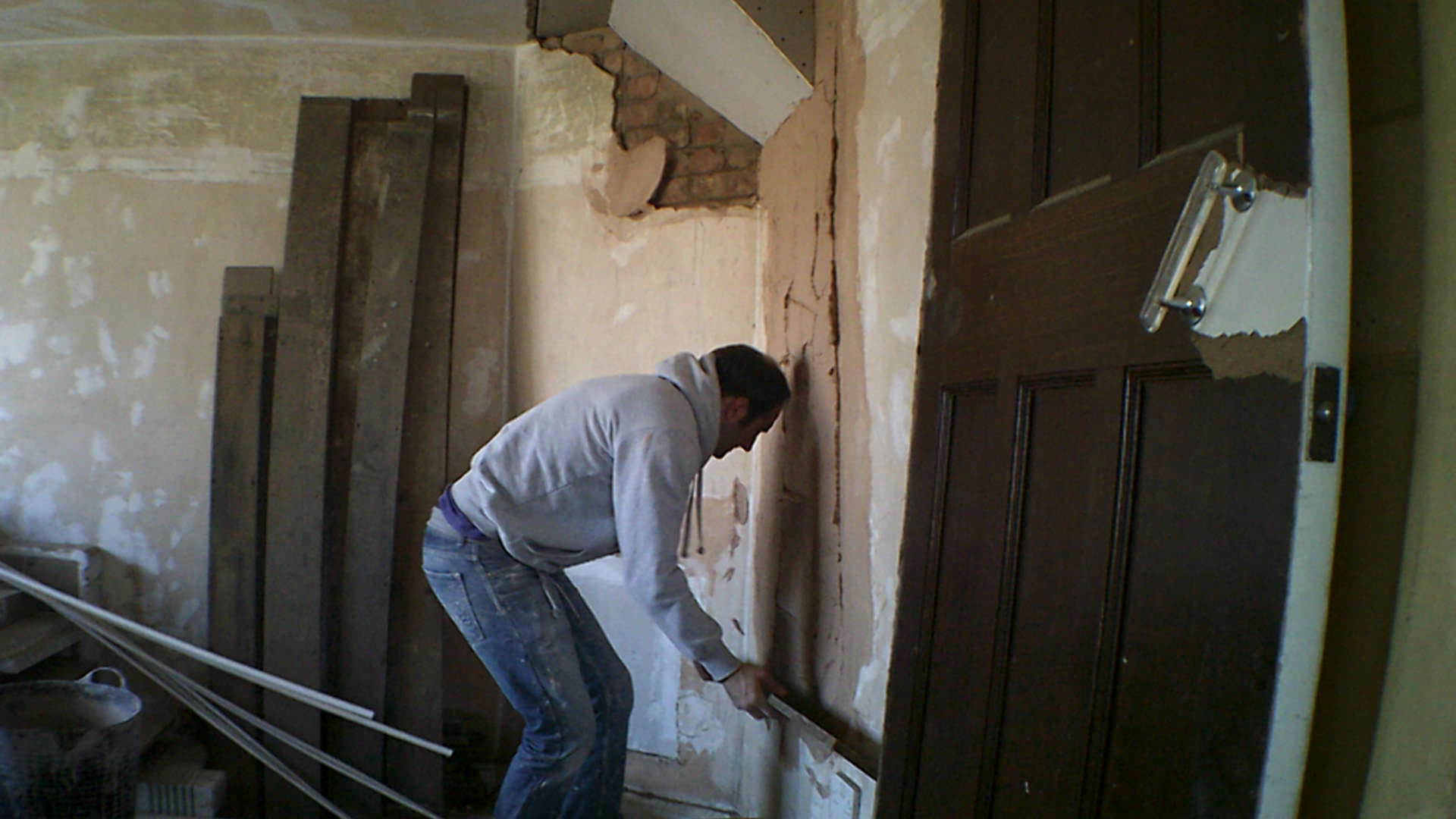 plaster undercoat browning