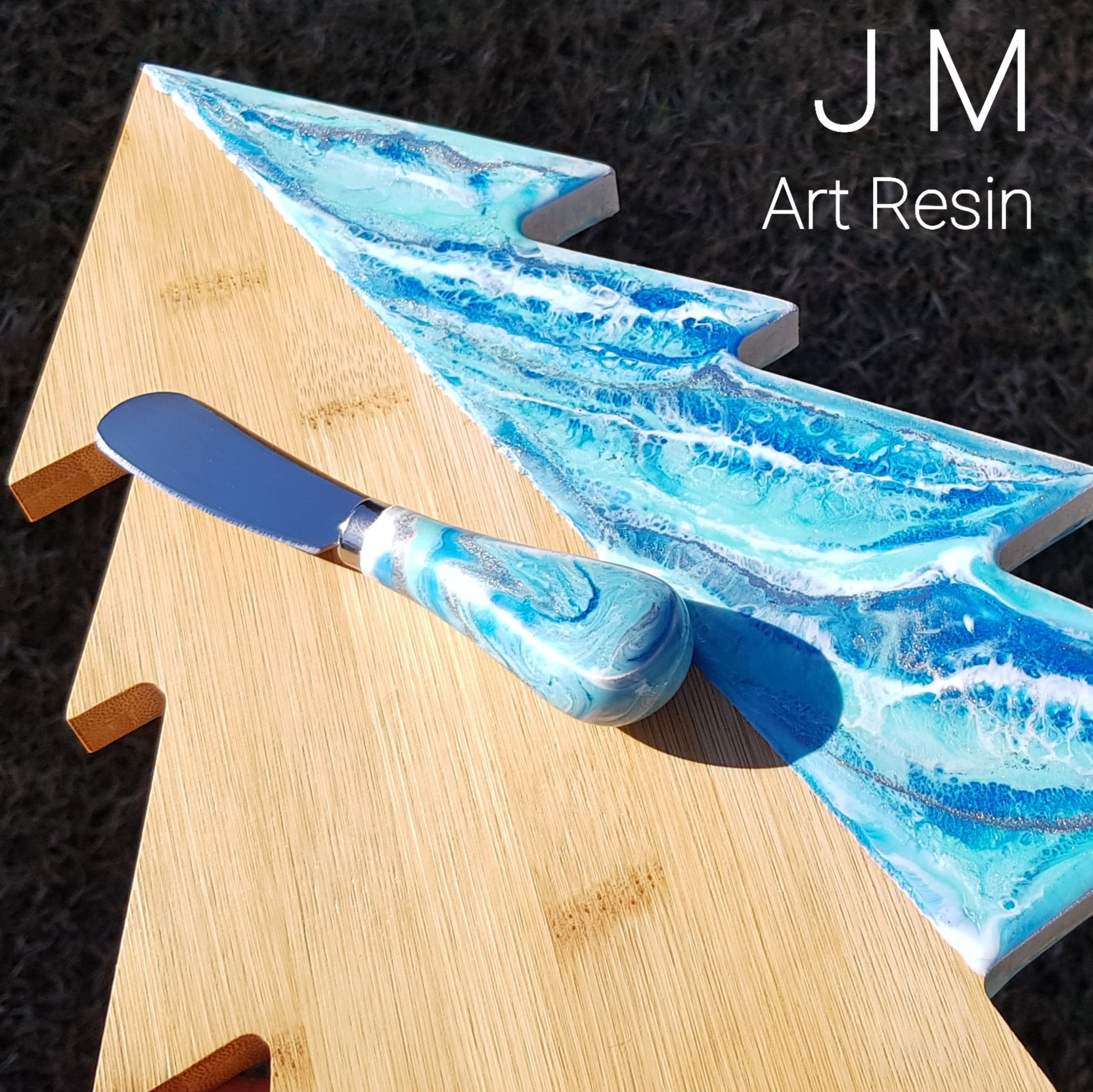 Christmas Tree Board + Knife