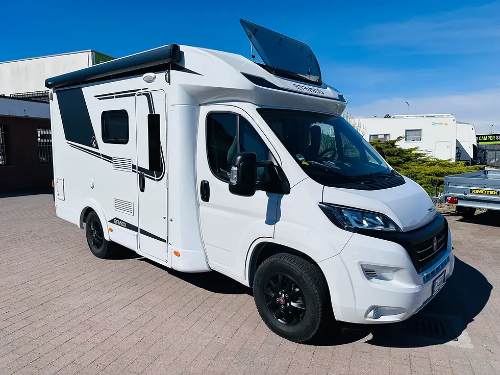 CAMPER USATO ETRUSCO, SEMINTEGRALE PERFETTO PER LA COPPIA, SIA CAMPERISTI CHE PRIMA ESPERIENZA CAMPER TENUTO COME UNA BOMBONIERA
DIMENSIONI 596X232X290
MECCANICA: FIAT DUCATO 2200 CC E 140 CV
CAMPER DEL 2024 CON SOLI 6.500 KM
ACCESSORI: RADIO DOPPIO DIN
RETROCAMERA DOPPIA HD
LETTO BASCULANTE ELETTRICO
CERCHI IN LEGA 16"
VOLANTE MULTIFUNZIONE
OSCURANTI PLISSETTATI CABINA
MAXI OBLÒ FRONTALE
MIDI HEKI 700X500 cm
TENDALINO THULE
ALLARME PERIMETRALE E VOLUMETRICO
RUOTA DI SCORTA DA 16"
KIT SOLARE VICTRON 150W + MPPT
PRESE USB
SERBATOIO ACQUE GRIGIE ISOLATO
PORTAMOTO MAREA CON FANALERIA A LED