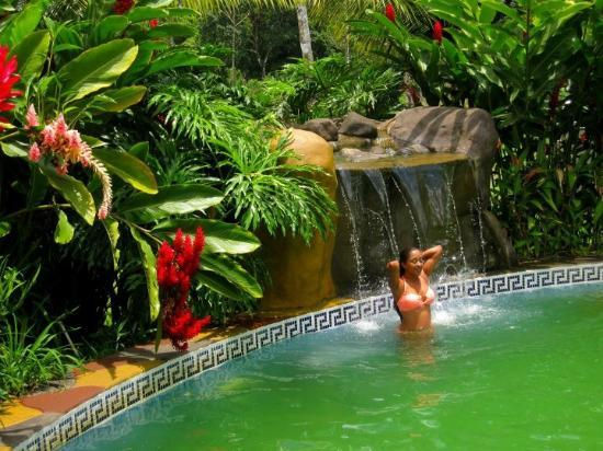 blue-river-resort-hot
