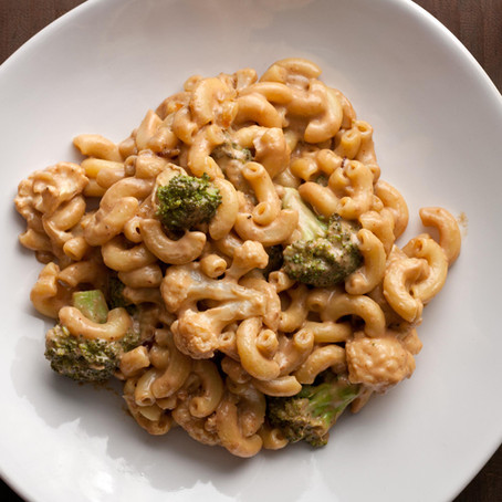 Mac n’ Broc with Golden Cheezey Sauce (Vegan)