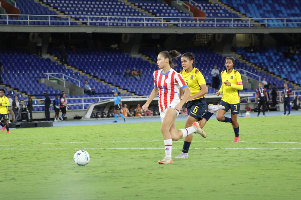 Claudia Martínez en la jugada del gol del titulo para Paraguay. Foto: Lorena Montaño