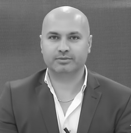 dr. ramazan güler_edited.jpg