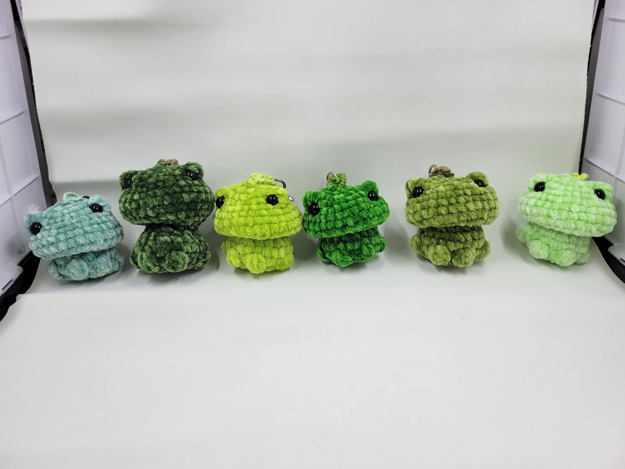 Pop-It Frog Keychain