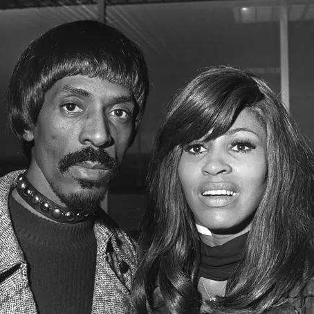 The Toxic Relationship Between Tina Turner and Ike Turner: A Legacy of Survival and Strength