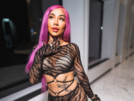 SoMaryJane Delivers Sizzling New Music Video for "WYD" Produced by Goozebumps