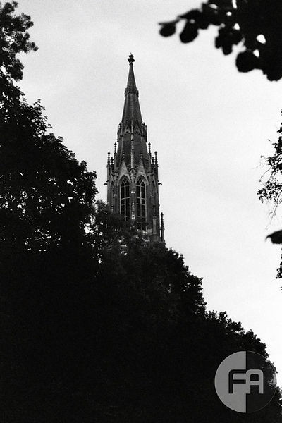 Heilig-Kreuz-Kirche