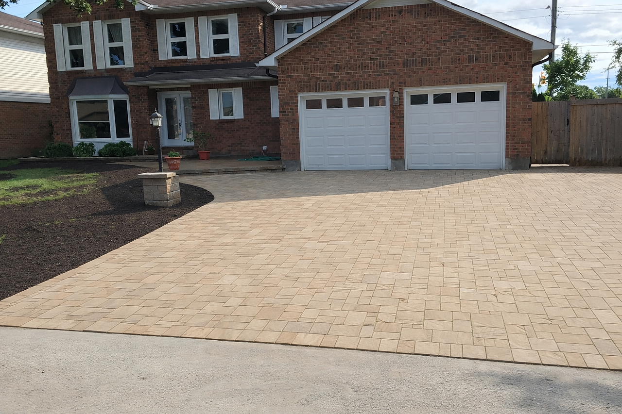 LevelScape interlock driveway installation and design in Kanata, Ottawa