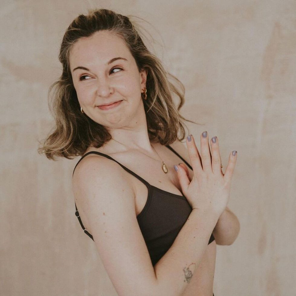 Anna F