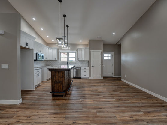 Benanzer Custom Home Design