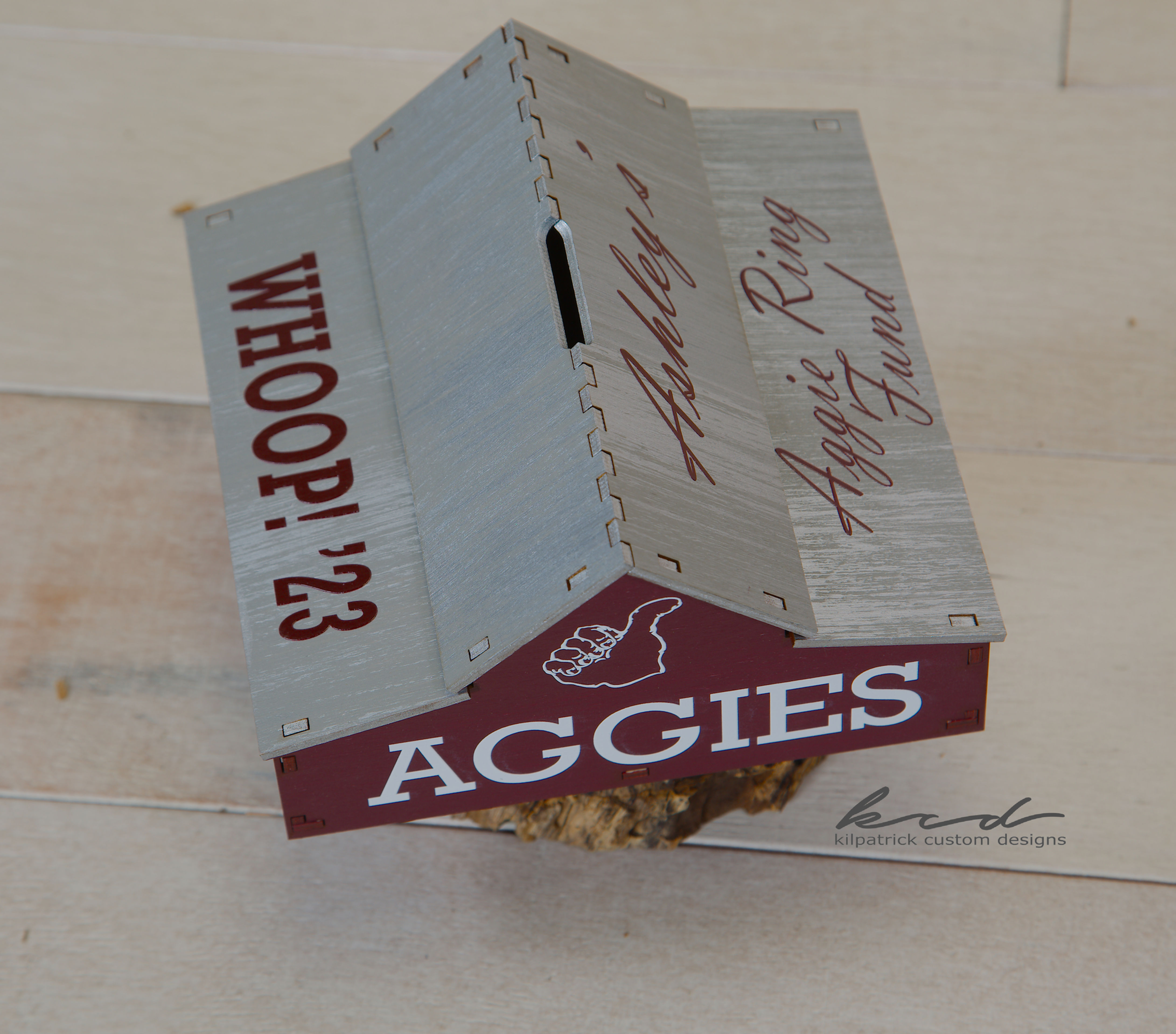 Texas A&M Barn Ring Bank