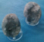 Oeuf en Célestine de Madagascar sur support rond à 4 pattes