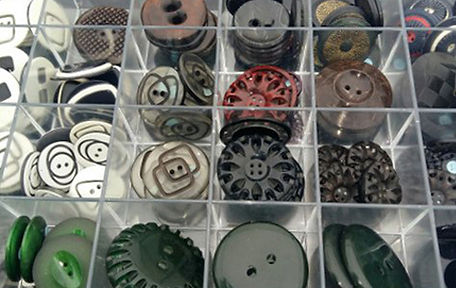 Des boutons pour la création de bijoux ou la confection