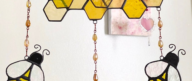 Bee & Beehive Pattern