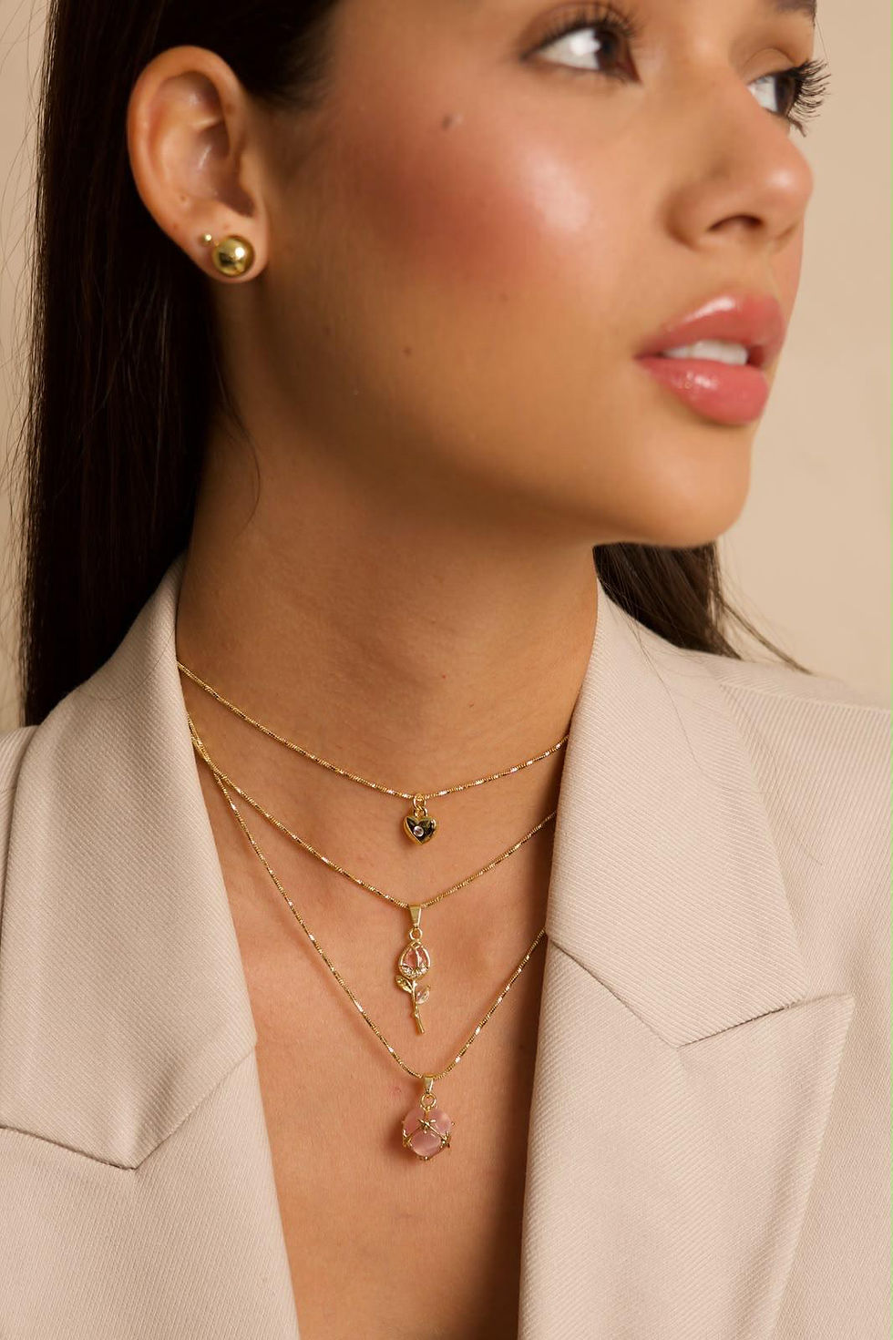 Thumbnail: Delicate chain set