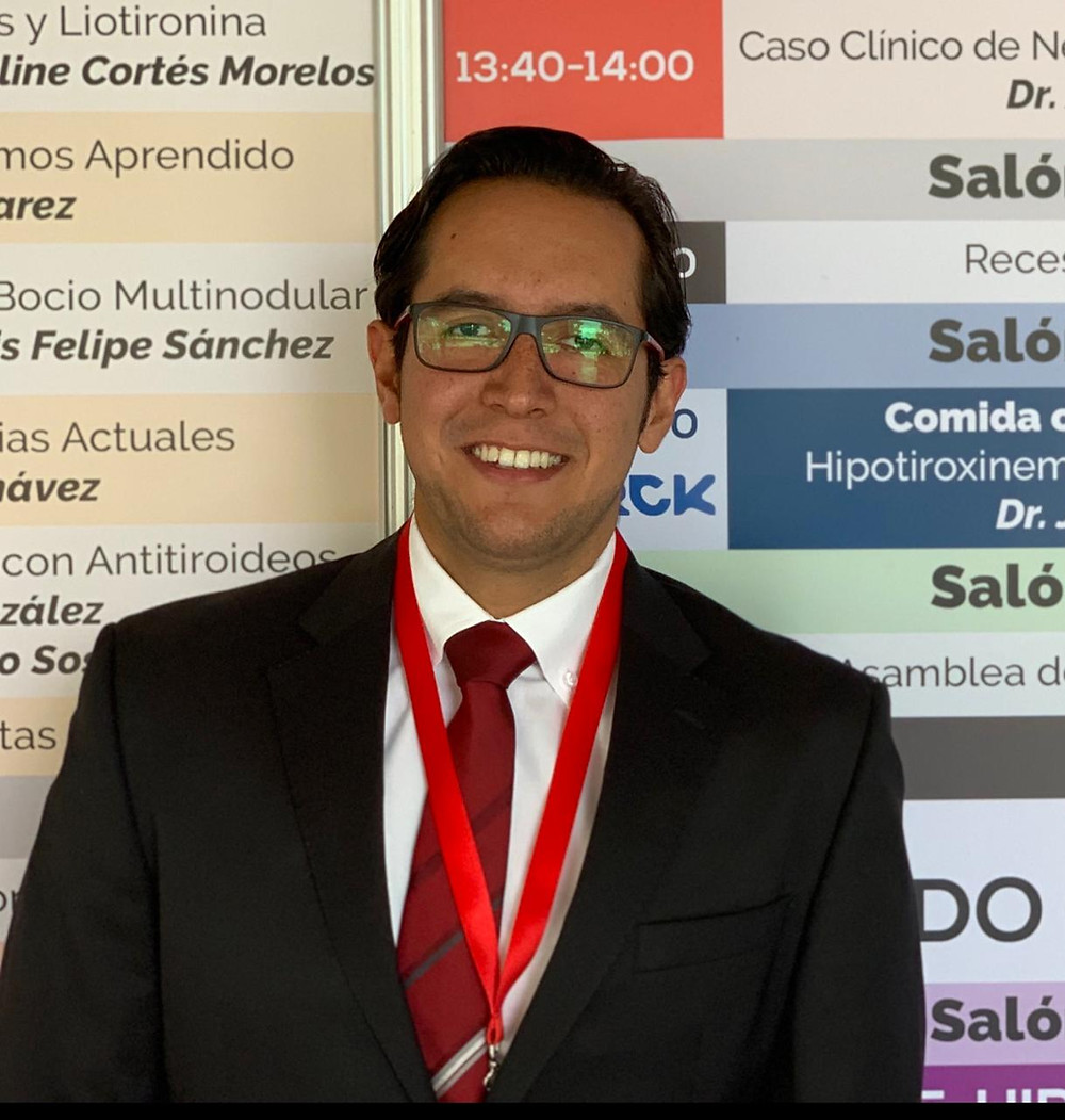 Dr. Nestor Martinez Zavala (Médico internista y endocrinólogo)