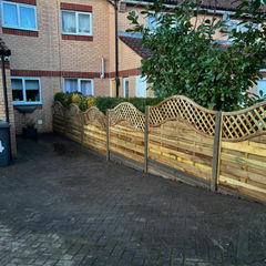 Image showing the driveway outside the house after installation of new fence