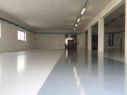 Pavimentazione industriale in resina
