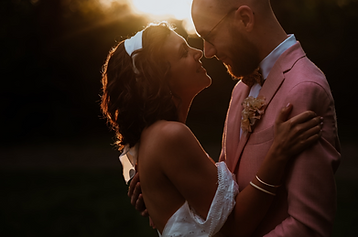 happybeautifuldays-photos-de-couple-couché-soleil.png