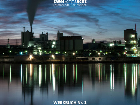 WERKBUCH NR. 1 ist erschienen.
Thema "Industrie-Fotografie"