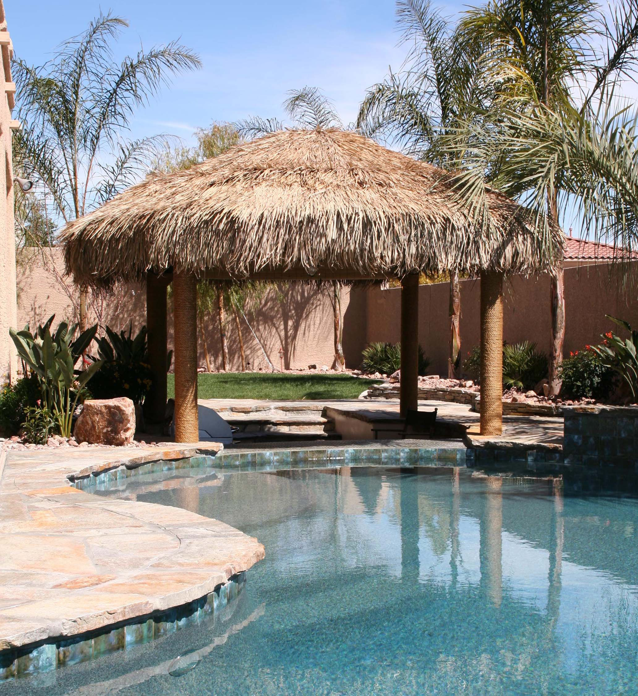 14' BAJA THATCH ROUND HUT