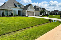 MowDat Lawn Care. Freshly mowed lawn