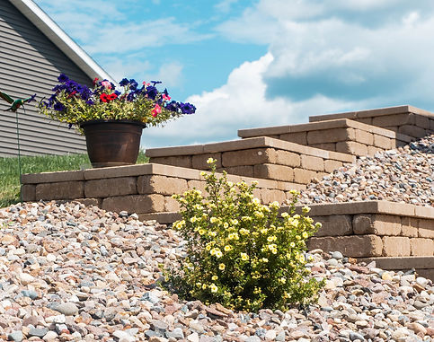 Retaining wall stair.jpeg