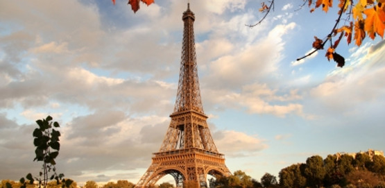 guias que falam português em PARIS.jpg
