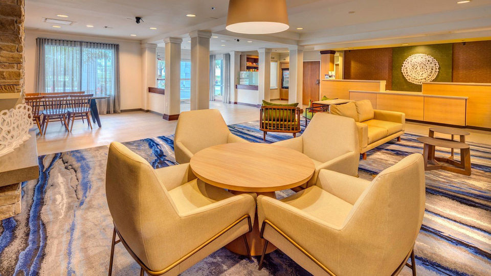 Fairfield Inn & Suites