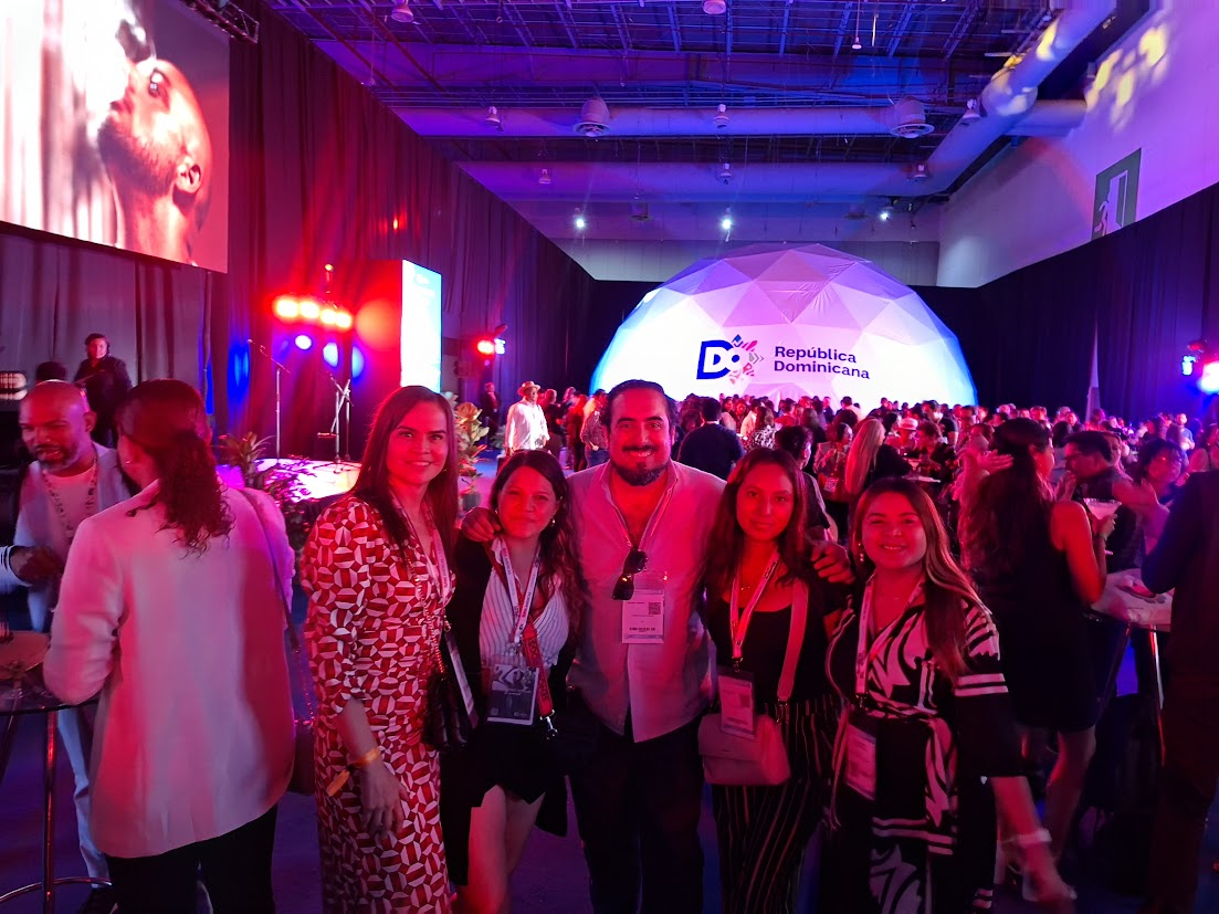 Doris Barrera, Liz Sánchez, Ian Poot, Shakti Fragoso y Yuriko Mizué