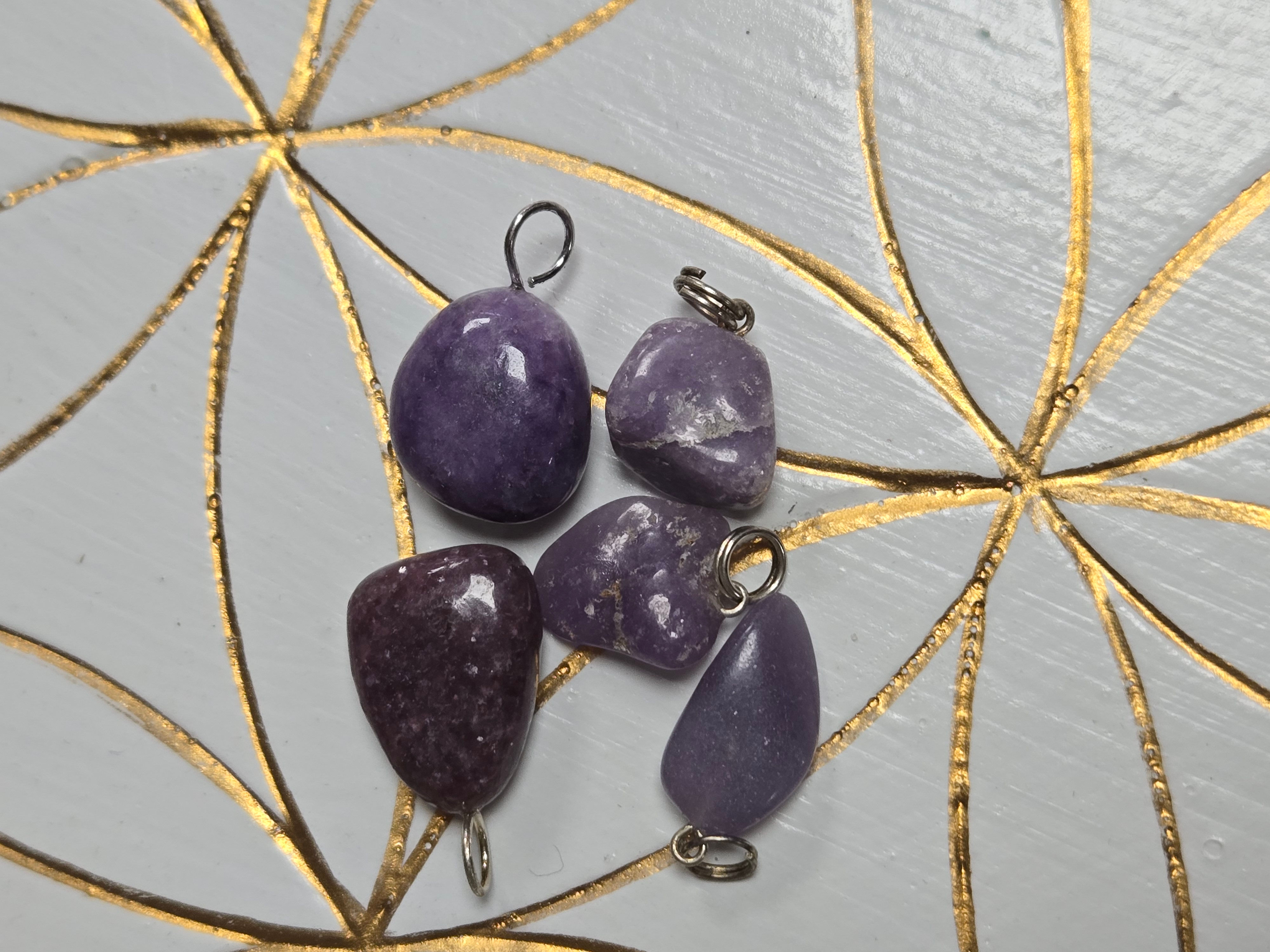 Lépidolite pendentif - La pierre calmante par excellence pour l'esprit et le cœu