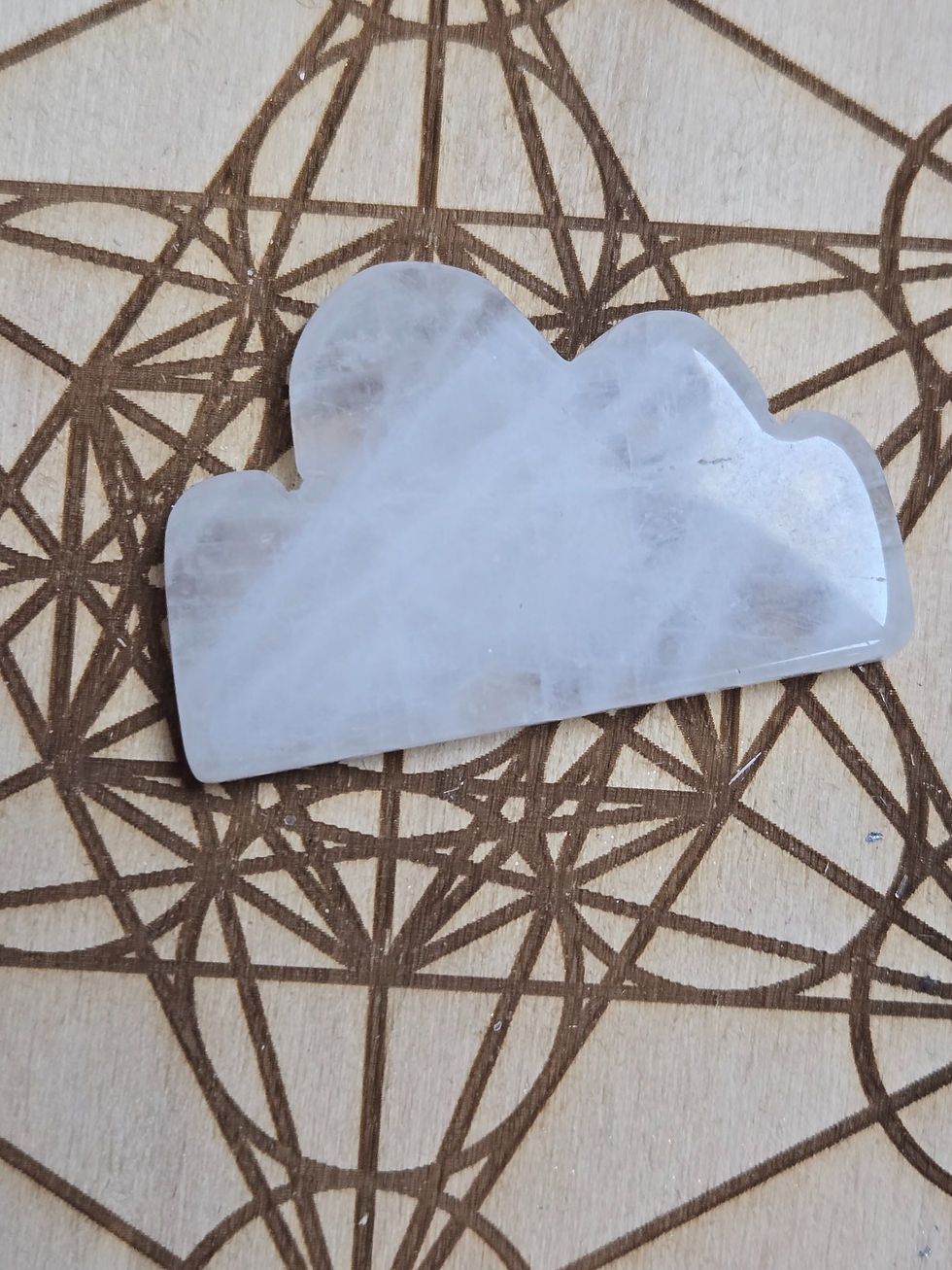 Cristal de Roche nuage – Pierre universelle et amplificatrice d’énergie