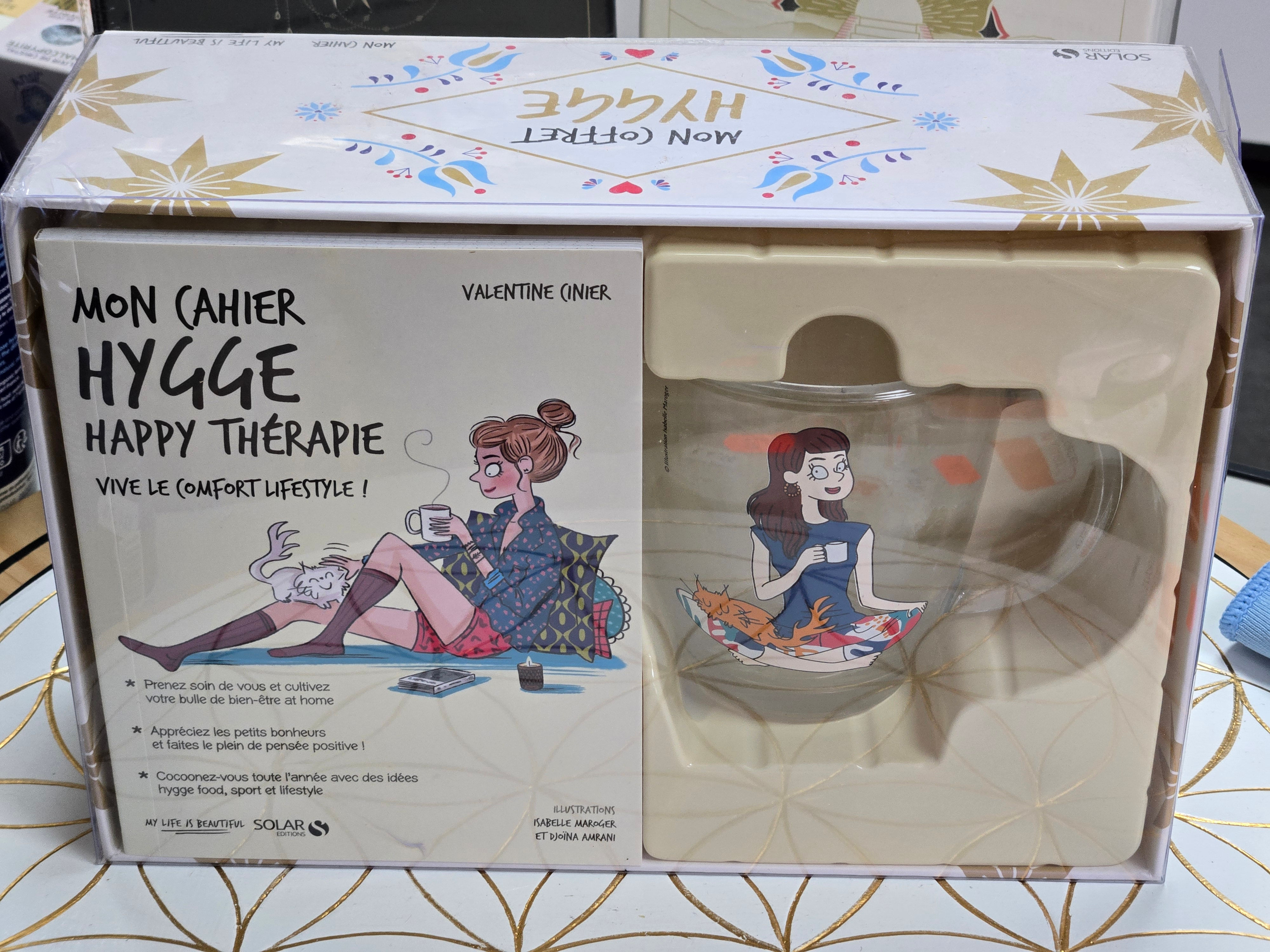 Mon cahier hygge - Coffret avec un mug et un programme hygge