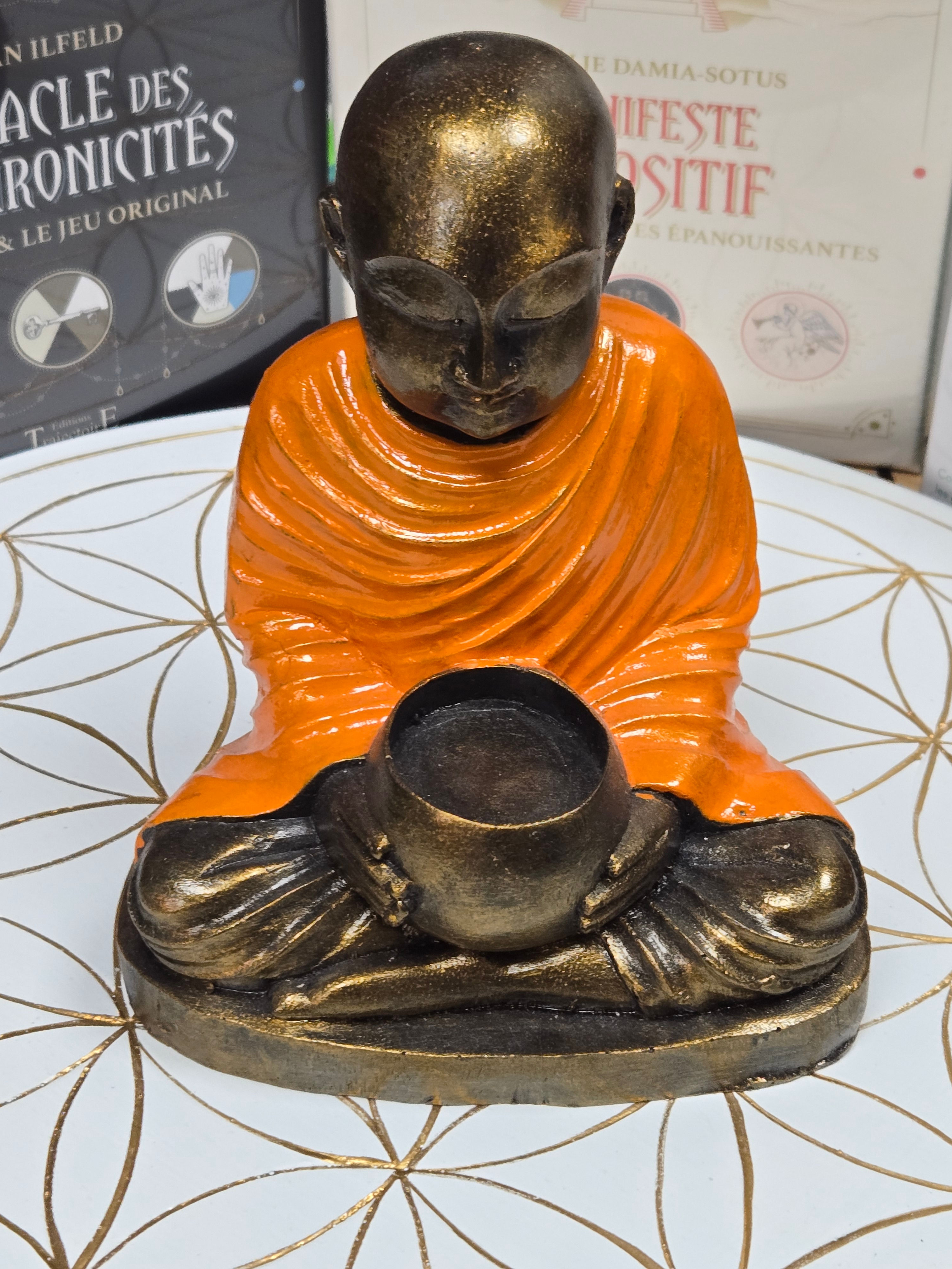 Bouddha porte bougies