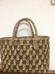 くるみ麻の葉編み完成