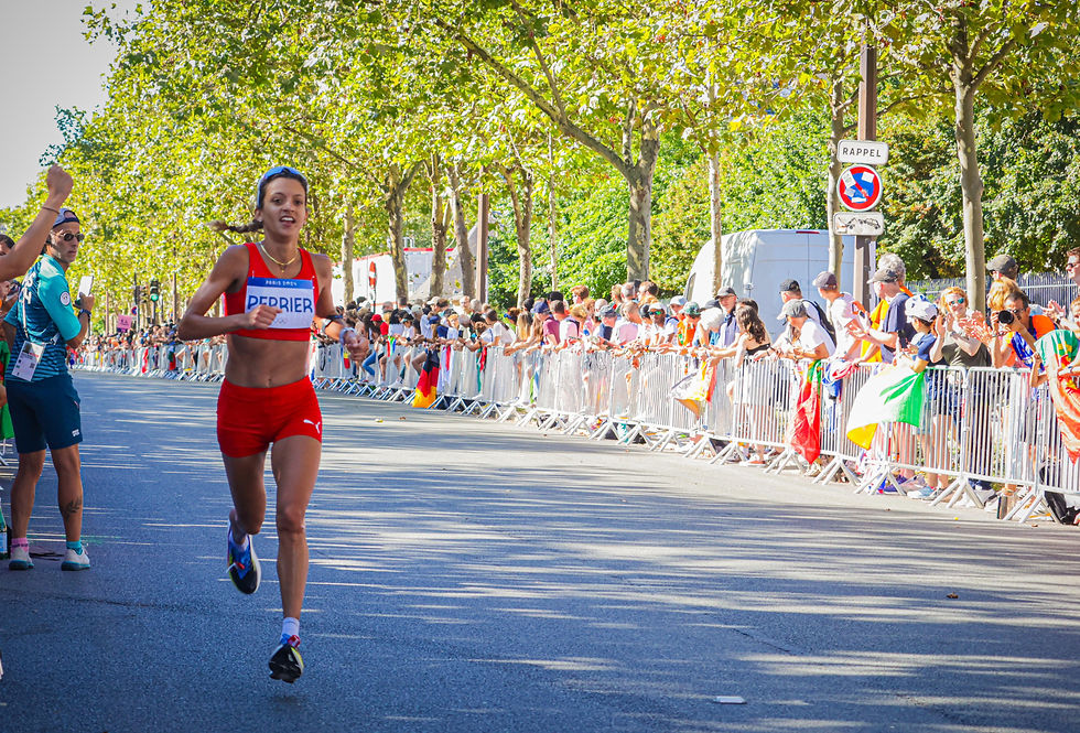 Marie Perrier courant au JO de Paris 2024