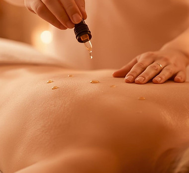 aromaoele-seelenblueten-massage(1).jpg