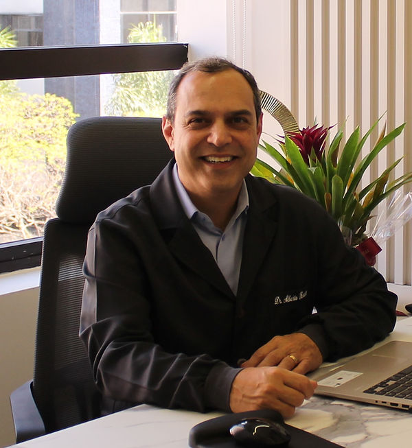 Dr. Alberto Kesselring.jpg
